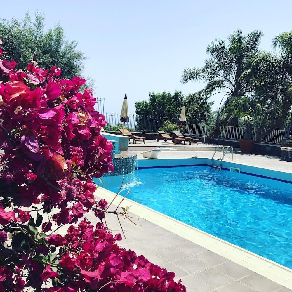 Borgo San Biagio Villa Calatabiano Eksteriør bilde